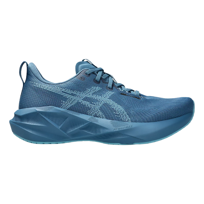 ASICS Novablast 5